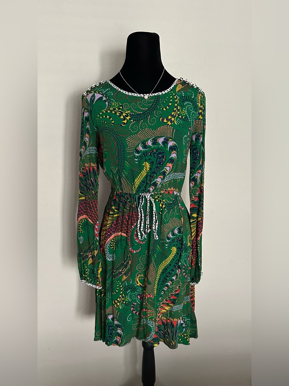 Maeve By Anthropologie “Janis” Green Paisley Long-Sleeve Tie-Waist Mini Dress